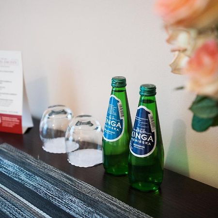 Hotel Zacisze Bratkowice Экстерьер фото