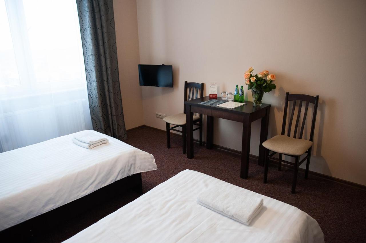 Hotel Zacisze Bratkowice Экстерьер фото